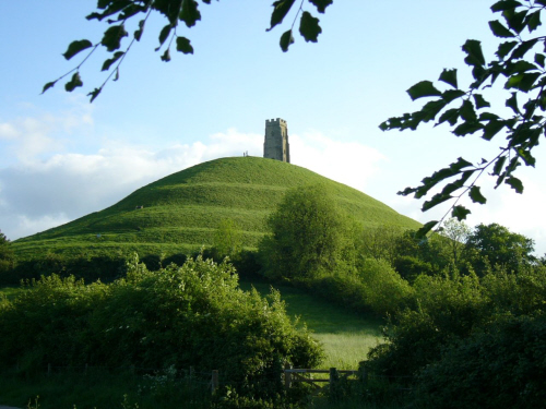 Web_Picture_Glastonbury_Tor.jpg